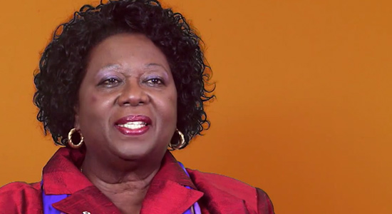 Jean Augustine, première députée fédérale de race noire au Canada