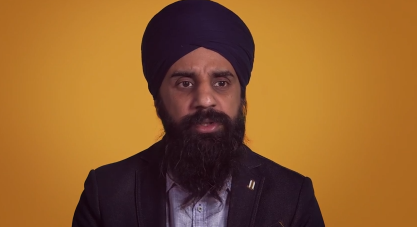 Un homme Sikh parle du et la discrimination vers les Sikhs