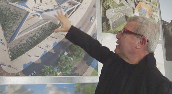 Daniel Libeskind, architecte fameux, parle de ses oeuvres consacrés aux enjeux relatifs aux droits de la personne